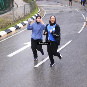 Runner Photo 7946860