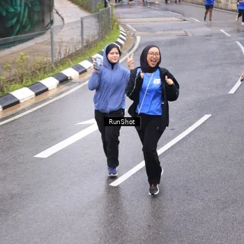 Runner Photo 7946862