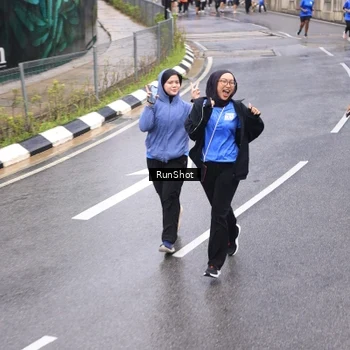 Runner Photo 7946863