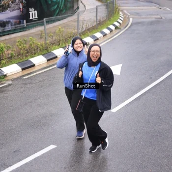 Runner Photo 7946869