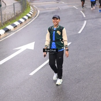 Runner Photo 7946893