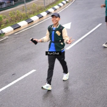 Runner Photo 7946905