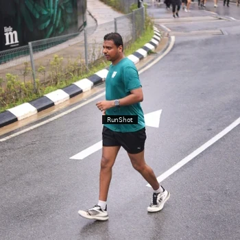 Runner Photo 7946919