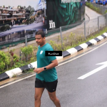 Runner Photo 7946925