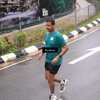 Runner Photo 7946929