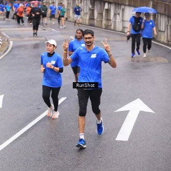 Runner Photo 7946938
