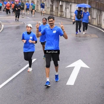 Runner Photo 7946939