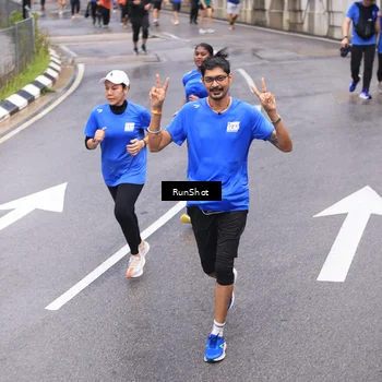 Runner Photo 7946945