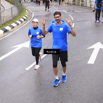 Runner Photo 7946948