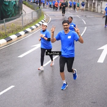 Runner Photo 7946953