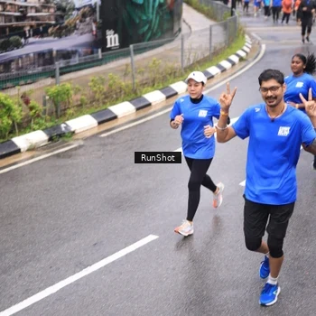 Runner Photo 7946955