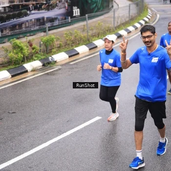 Runner Photo 7946956