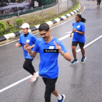 Runner Photo 7946962
