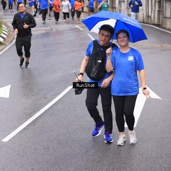 Runner Photo 7947002