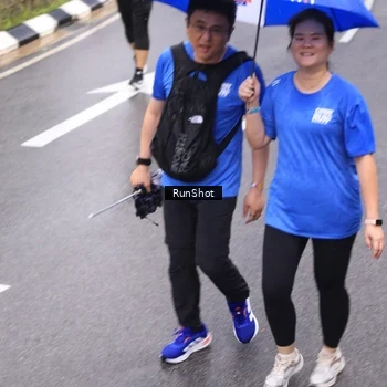 Runner Photo 7947011