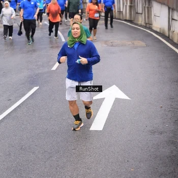 Runner Photo 7947046