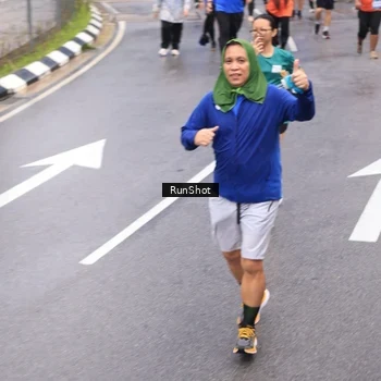 Runner Photo 7947054