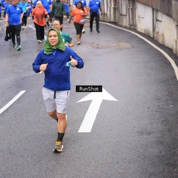 Runner Photo 7947055