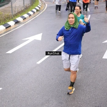 Runner Photo 7947056
