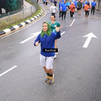 Runner Photo 7947060