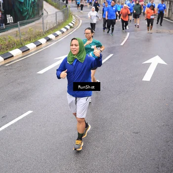Runner Photo 7947061