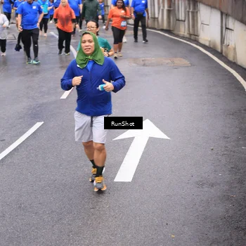 Runner Photo 7947065