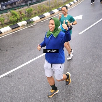 Runner Photo 7947067