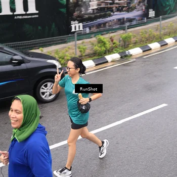 Runner Photo 7947072