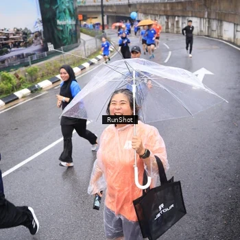 Runner Photo 7947075