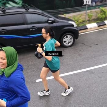 Runner Photo 7947077
