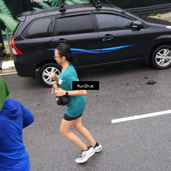 Runner Photo 7947082