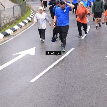 Runner Photo 7947096