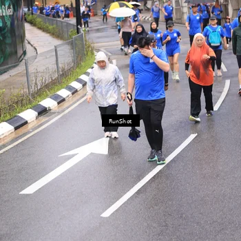 Runner Photo 7947104
