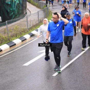 Runner Photo 7947112