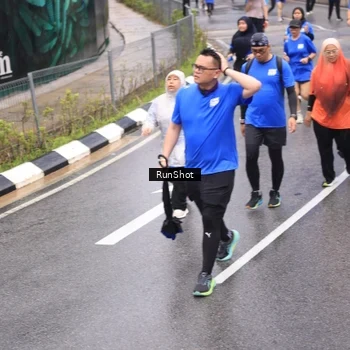 Runner Photo 7947114