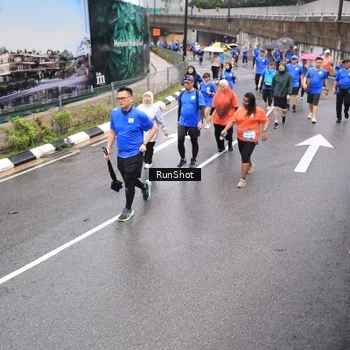 Runner Photo 7947127