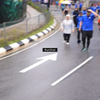 Runner Photo 7947133