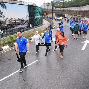 Runner Photo 7947134