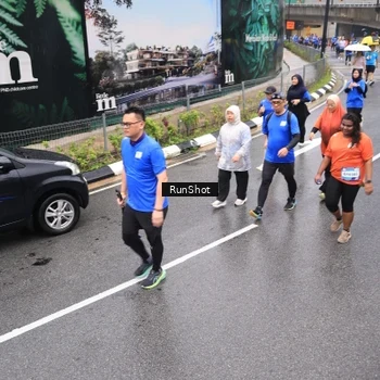 Runner Photo 7947138