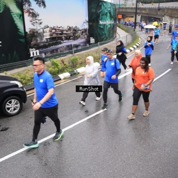 Runner Photo 7947143