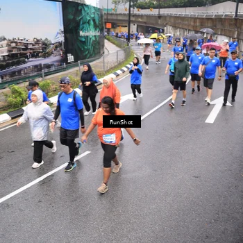 Runner Photo 7947150