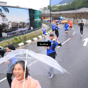 Runner Photo 7947152