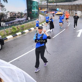 Runner Photo 7947177
