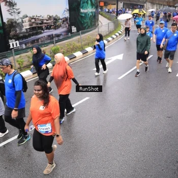 Runner Photo 7947187