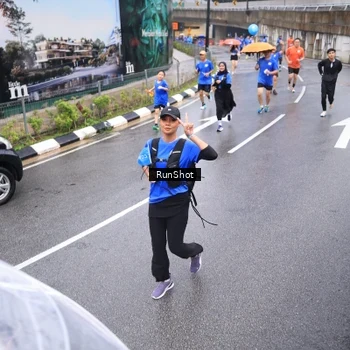 Runner Photo 7947188
