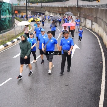 Runner Photo 7947189