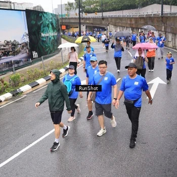 Runner Photo 7947197