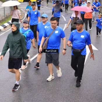 Runner Photo 7947198