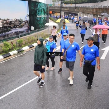 Runner Photo 7947200