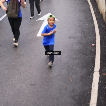 Runner Photo 7947211
